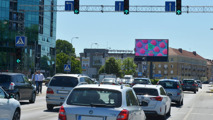 „2go“ – Sieć telebimów LED na Litwie i Łotwie